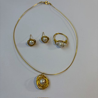Conjunto Nido blanco dorado