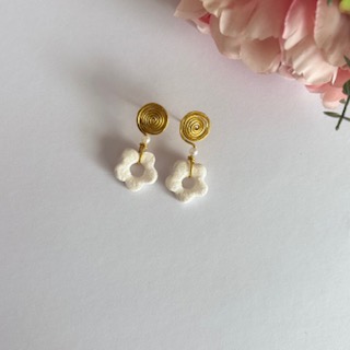 Pendientes Margarita Jardín Blanco